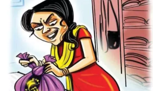Karnal: सोने–चांदी के गहने चुराकर फरार, 2 महिलाओं ने दिया घटना को अंजाम Karnal: सोने–चांदी के गहने चुराकर फरार, 2 महिलाओं ने दिया घटना को अंजाम
