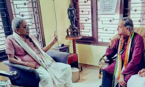 Kerala : शशि थरूर ने कहा, एमटी कथा जगत में एक अमर विरासत