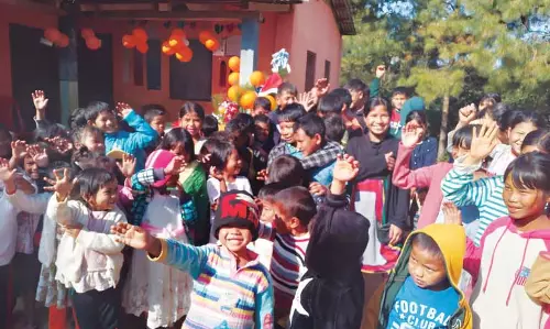 Meghalaya : स्पार्क ने वंचित बच्चों के लिए क्रिसमस की खुशियां लाईं