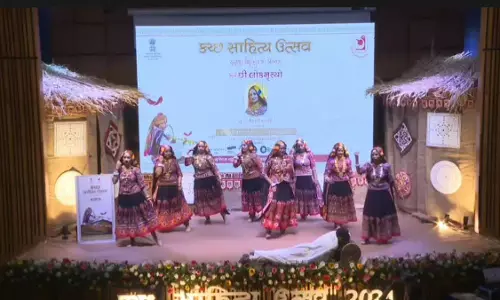 Bhuj: रचित अनूठे विलक्षण साहित्य को नई पीढ़ी तक पहुंचाना जरूरी