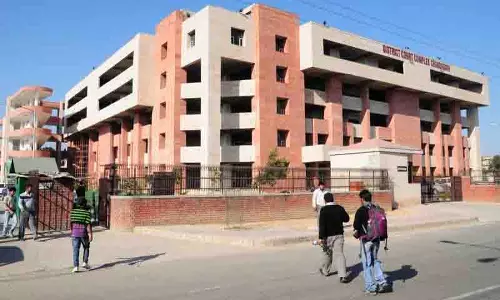 Chandigarh: वकीलों की लगातार हड़ताल, लंबित मामलों की संख्या एक लाख के पार
