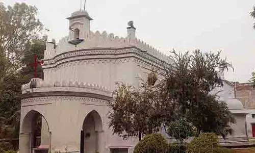 Tarn Taran: ईसाइयों द्वारा संरक्षित समृद्ध विरासत वाले संस्थान Tarn Taran: ईसाइयों द्वारा संरक्षित समृद्ध विरासत वाले संस्थान