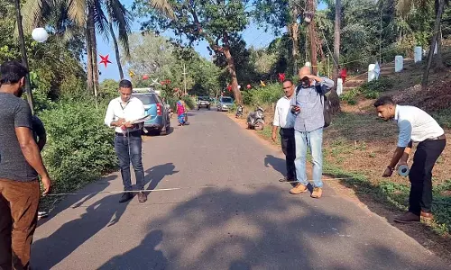 हाईकोर्ट के निर्देश पर TCP ने ऑक्सेल स्प्रिंग के पास कथित अवैध निर्माण का निरीक्षण किया हाईकोर्ट के निर्देश पर TCP ने ऑक्सेल स्प्रिंग के पास कथित अवैध निर्माण का निरीक्षण किया