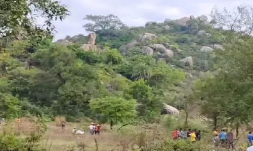 Ganjam में पहाड़ी की चोटी से विवाहित प्रेमी युगल के शव बरामद
