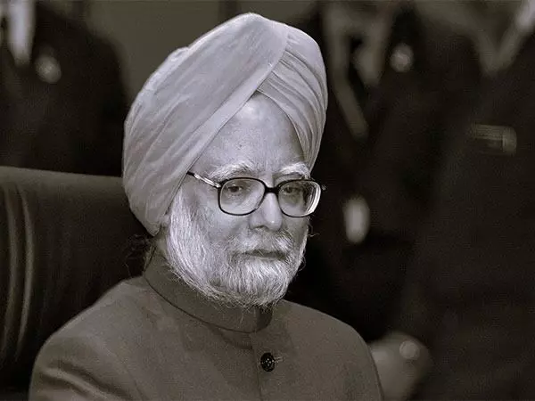 केंद्र ने पूर्व प्रधानमंत्री Manmohan Singh के सम्मान में सात दिवसीय शोक की घोषणा की