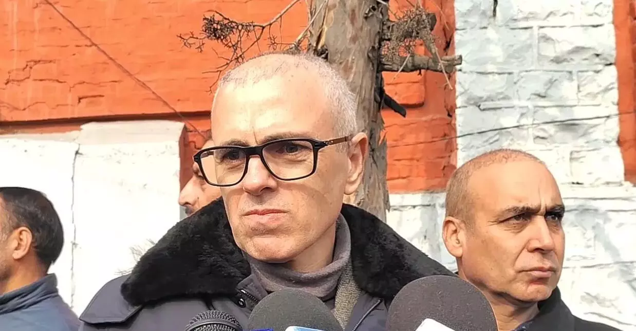 Omar Abdullah : 100% मीटरिंग से निर्बाध बिजली आपूर्ति संभव