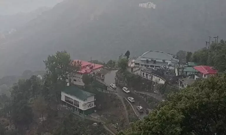 Uttarakhand: आईएमडी ने देहरादून, मसूरी में कोहरा, बारिश की भविष्यवाणी की