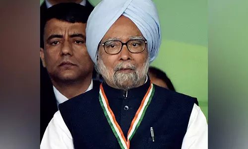 गुजरात और त्रिपुरा के मुख्यमंत्रियों ने Manmohan Singh को श्रद्धांजलि दी गुजरात और त्रिपुरा के मुख्यमंत्रियों ने Manmohan Singh को श्रद्धांजलि दी