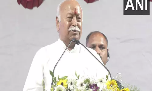 RSS chief ने कहा-अंग्रेजों ने सच्चाई को छुपाया और हमारे देश के लोगों के दिमाग में बहुत सारे झूठ भर दिए