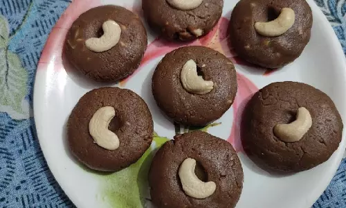 चॉकलेट पेड़ा: इसका स्वाद आपकी जुबान पर चिपक जाएगा