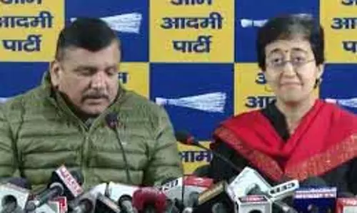 कांग्रेस ने केजरीवाल को बताया ‘सबसे बड़ा धोखेबाज’ कांग्रेस ने केजरीवाल को बताया ‘सबसे बड़ा धोखेबाज’