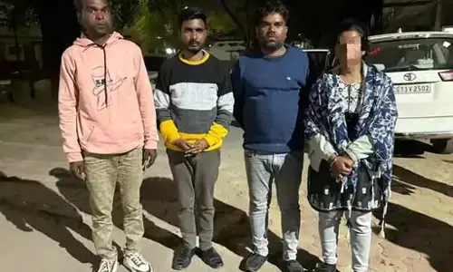 रेप केस में कारोबारी से पैसा ऐंठने वाली युवती गिरफ्तार रेप केस में कारोबारी से पैसा ऐंठने वाली युवती गिरफ्तार
