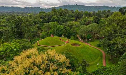Assam के गौरव की खोज करें यूनेस्को विश्व धरोहर स्थल