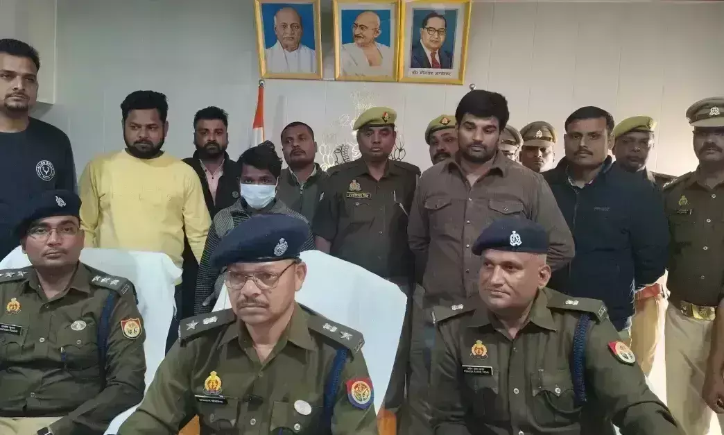 Shravasti: एसओजी की संयुक्त टीम द्वारा चोरी की घटना का 48 घंटे के अन्दर सफल अनावरण Shravasti: एसओजी की संयुक्त टीम द्वारा चोरी की घटना का 48 घंटे के अन्दर सफल अनावरण