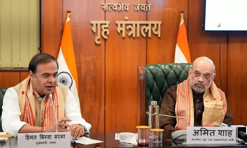 Assam: भाजपा के हिंदुत्व एजेंडे को आगे बढ़ाकर हिमंत राष्ट्रीय सुर्खियों में बने हुए Assam: भाजपा के हिंदुत्व एजेंडे को आगे बढ़ाकर हिमंत राष्ट्रीय सुर्खियों में बने हुए