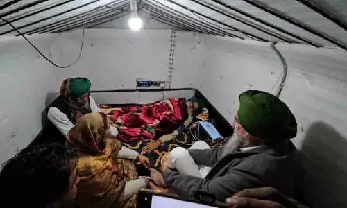 सीएम को पीएम आवास पर धरना देना चाहिए: Dallewal सीएम को पीएम आवास पर धरना देना चाहिए: Dallewal