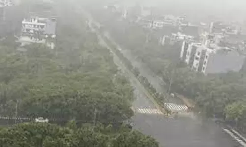 Mumbai का मौसम और आज का AQI Mumbai का मौसम और आज का AQI