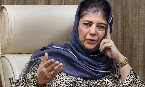 हिमाचल प्रदेश में कश्मीरी शॉल विक्रेताओं का उत्पीड़न चिंताजनक:Mehbooba हिमाचल प्रदेश में कश्मीरी शॉल विक्रेताओं का उत्पीड़न चिंताजनक:Mehbooba