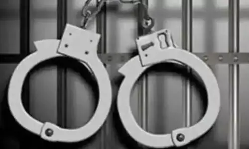 Noida : प्राधिकरण ने 18 बिल्डरों के खिलाफ एफआईआर दर्ज कराई
