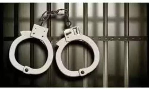 Chandigarh : लूट के आरोप में पुलिस ने तीन लोग गिरफ्तार Chandigarh : लूट के आरोप में पुलिस ने तीन लोग गिरफ्तार