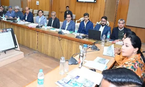 Jaipur: उपमुख्यमंत्री दीया कुमारी ने PWD की समीक्षा बैठक की