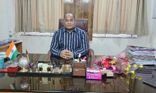 Hazaribagh SDO की पत्नी ने आत्महत्या का किया प्रयास, गंभीर हालत Hazaribagh SDO की पत्नी ने आत्महत्या का किया प्रयास, गंभीर हालत