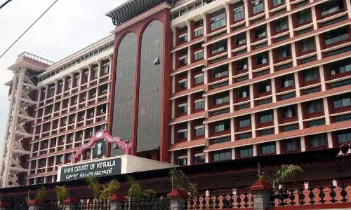 Kerala HC ने सरकार को वायनाड पुनर्वास के लिए संपदा भूमि अधिग्रहण की अनुमति दी