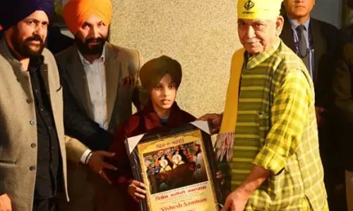 LG ने विशेष शहीदी समागम में भाग लिया