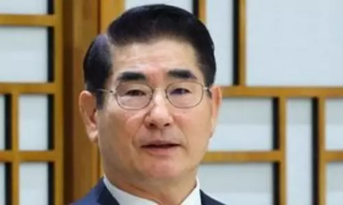 South Korea: पूर्व रक्षा मंत्री पर मार्शल लॉ जांच में विद्रोह के आरोप में अभियोग लगाया गया South Korea: पूर्व रक्षा मंत्री पर मार्शल लॉ जांच में विद्रोह के आरोप में अभियोग लगाया गया