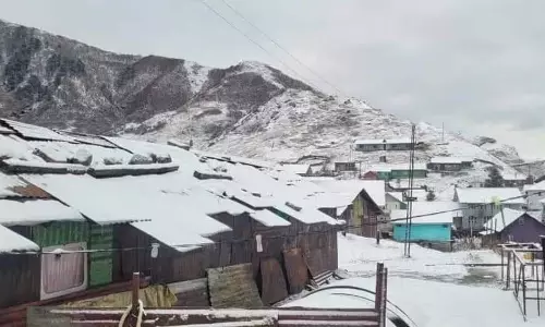 Sikkim : शीतकालीन पर्यटन में वृद्धि के मद्देनजर गंगटोक में बर्फ सुरक्षा