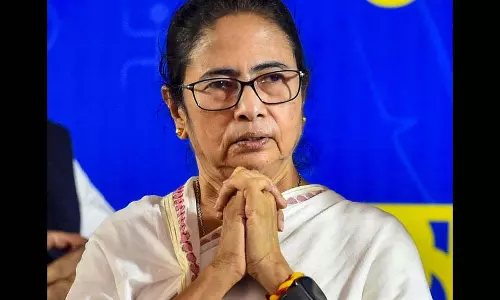 Mamata Banerjee ने सोमवार को उत्तर 24 परगना के संदेशखली का दौरा किया Mamata Banerjee ने सोमवार को उत्तर 24 परगना के संदेशखली का दौरा किया