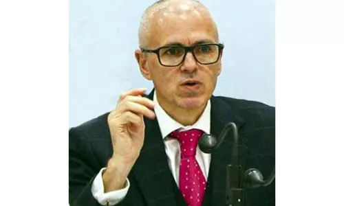 Omar: चौबीसों घंटे बिजली सुनिश्चित करने के लिए 100% मीटरिंग जरूरी