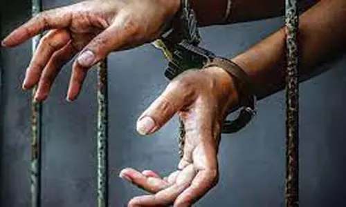 Delhi : पुलिस ने 3 ड्रग तस्करों को किया गिरफ्तार Delhi : पुलिस ने 3 ड्रग तस्करों को किया गिरफ्तार
