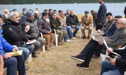 Omar: सरकार विभिन्न क्षेत्रों के समक्ष आ रही चुनौतियों से निपटने के लिए प्रतिबद्ध Omar: सरकार विभिन्न क्षेत्रों के समक्ष आ रही चुनौतियों से निपटने के लिए प्रतिबद्ध