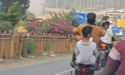 Bengaluru: बाइक स्टंट के दौरान आमने-सामने की टक्कर में दो किशोरों की मौत
