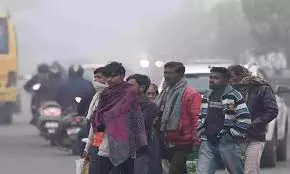 Weather: तापमान में तेजी से गिरावट दर्ज , मौसम विभाग ने जारी किया ऑरेंज अलर्ट Weather: तापमान में तेजी से गिरावट दर्ज , मौसम विभाग ने जारी किया ऑरेंज अलर्ट