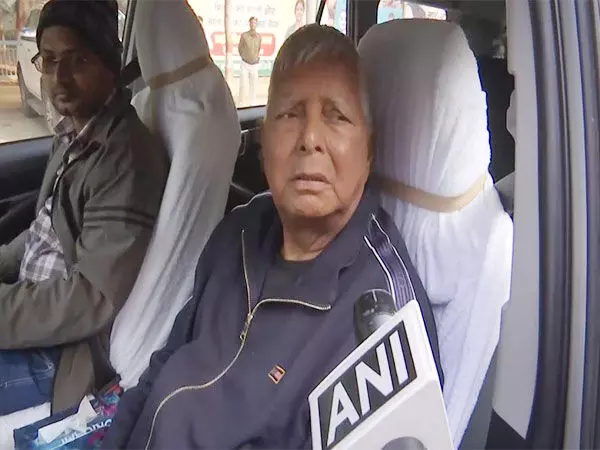 देश को मनमोहन सिंह जैसा राजनेता फिर कभी नहीं मिलेगा: Lalu Yadav