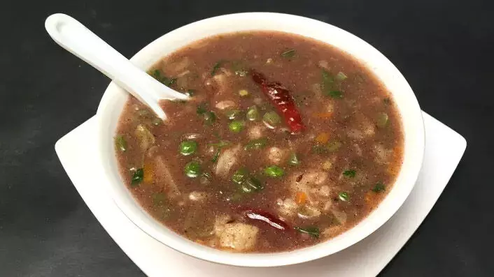 Soup for Weight Loss: पेट की चर्बी कम करने के लिए इन सूप रेसिपीज़ को ज़रूर आज़माएँ