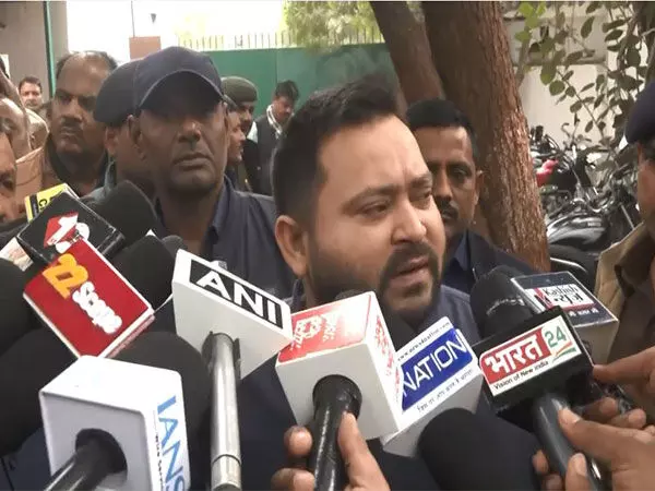 Tejashwi Yadav ने नीतीश सरकार की आलोचना की