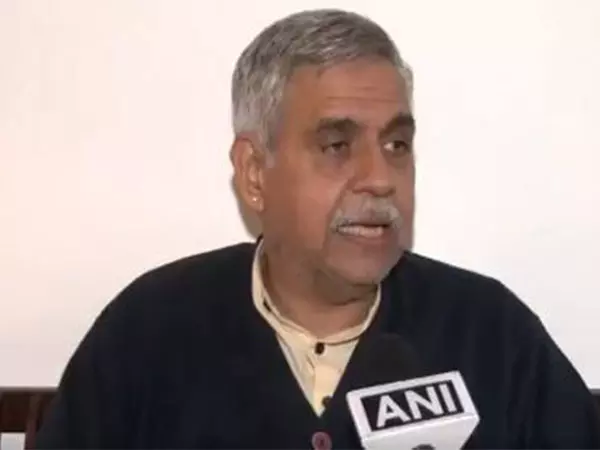 कांग्रेस नेता संदीप दीक्षित ने मुफ्त सुविधाओं को लेकर AAP सरकार पर बोला हमला कांग्रेस नेता संदीप दीक्षित ने मुफ्त सुविधाओं को लेकर AAP सरकार पर बोला हमला