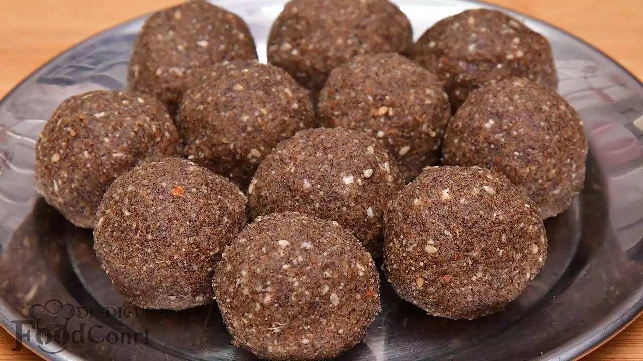 Ragi Laddu आसान है बनाने का तरीका