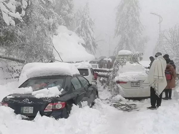 Pakistan: बर्फबारी के बीच स्कार्दू में -15°C तापमान