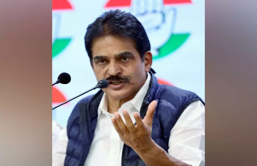 घटिया व्यवस्था, मनमोहन सिंह का घोर अपमान अस्वीकार्य है: KC Venugopal