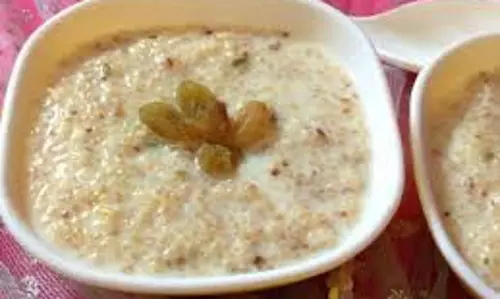 Dalia Recipe: जोड़ों के दर्द से राहत पाने के लिए हर रोज खाएं दलिया, जानें बनाने की विधि Dalia Recipe: जोड़ों के दर्द से राहत पाने के लिए हर रोज खाएं दलिया, जानें बनाने की विधि