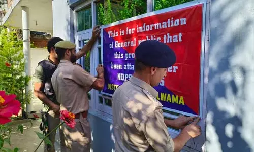 जम्मू-कश्मीर पुलिस ने पाकि‍स्‍तान में रह रहे आतंकवादियों की संपत्ति कुर्क की