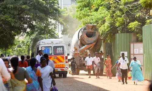 Tamil Nadu: एमजीएमजीएच के मरीज सिर्फ बीमारियों से ही नहीं, बल्कि धूल से भी जूझ रहे हैं