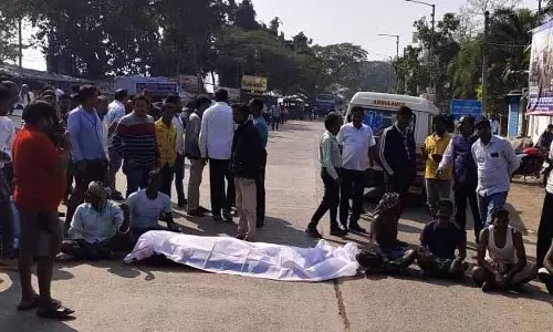 Odisha के भद्रक जिले में बिजली का करंट लगने से किसान की मौत