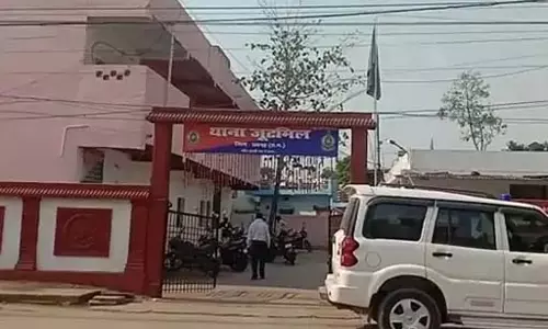 मायके में बैठी पत्नी से मिलने पहुंचा पति, ससुराल वालों ने बेरहमी से पीटा मायके में बैठी पत्नी से मिलने पहुंचा पति, ससुराल वालों ने बेरहमी से पीटा