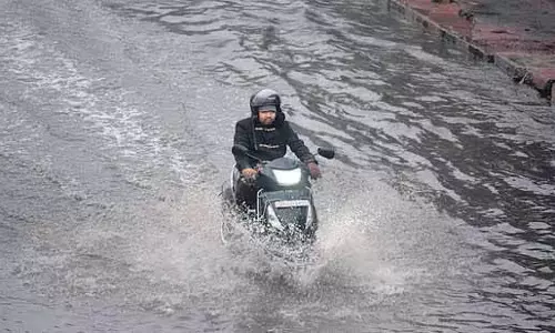 Delhi : सर्दियों के दौरान,जलभराव और यातायात जाम