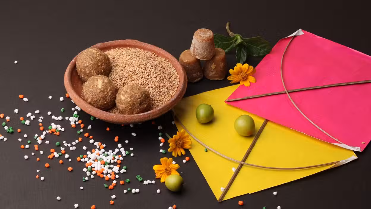 Makar Sankranti 2025 यहां देखें तारीख और मुहूर्त